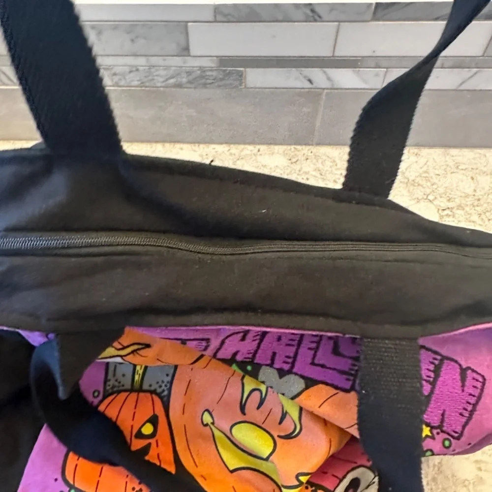 Disney Happy Halloween‎ Re-usable Tote bag with zipper